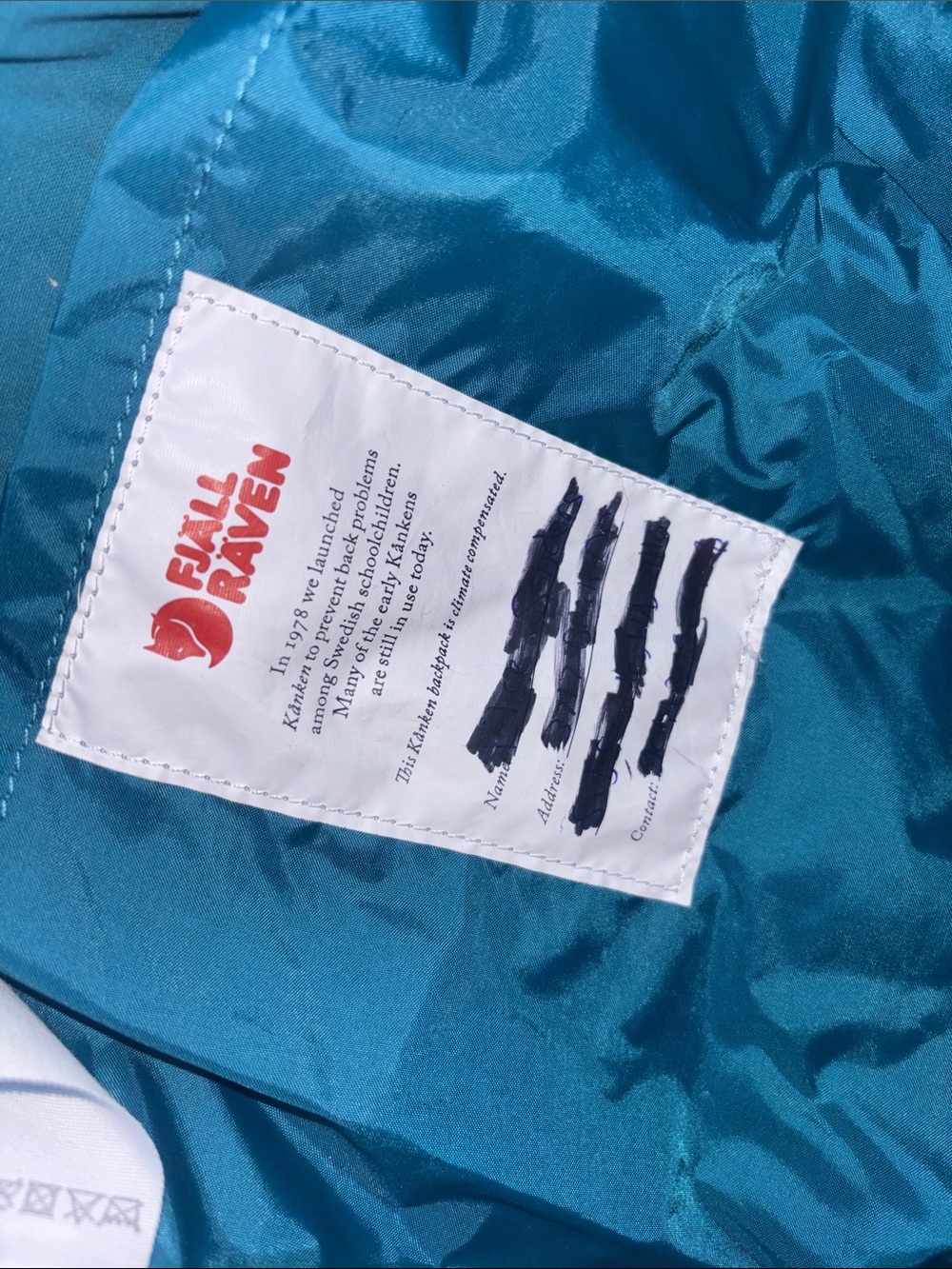 Fjallraven Kanken Backpack in Teal Blue - Picture 5 of 9
